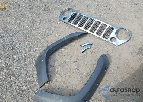 2003 Jeep Liberty Sport из США, поврежденный, VIN 1J4GL48K13W664502